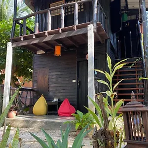 Semesteranläggning (resort) Leaf House Sha Approved, Ko Lanta